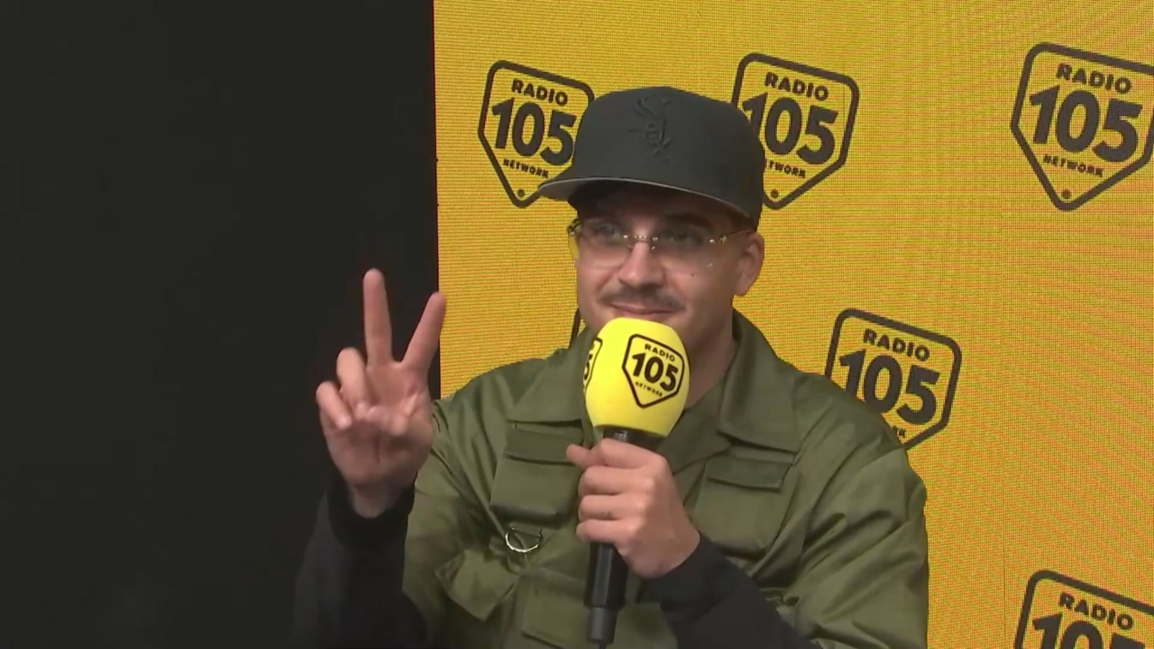 Geolier: “I numeri sono importanti, ma quello che conta sono i messaggi delle persone”