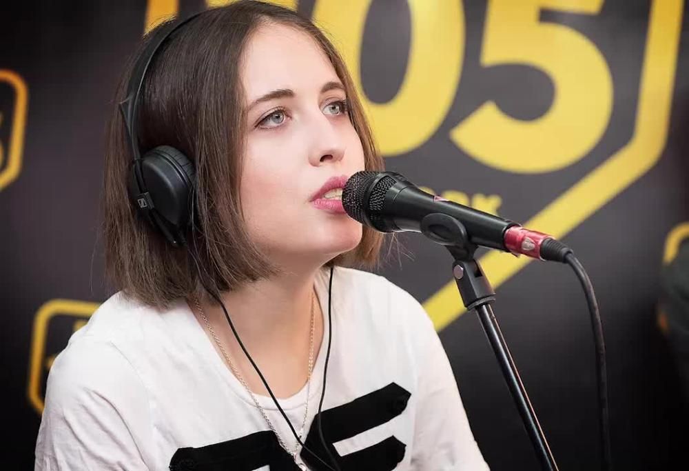 Alice Merton a 105 Night Express: Dario Spada ha intervistato la cantante “senza radici”