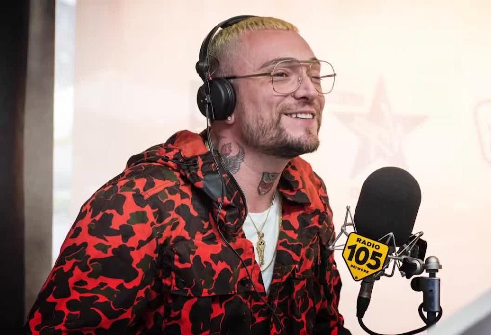 Gué Pequeno a 105 Mi Casa: “C’è un grandissimo artista internazionale nel mio nuovo singolo”