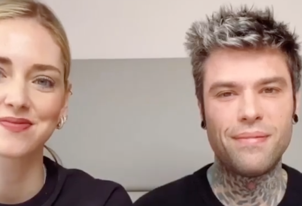 Jennifer Aniston mette like a Fedez: la reazione di Chiara Ferragni