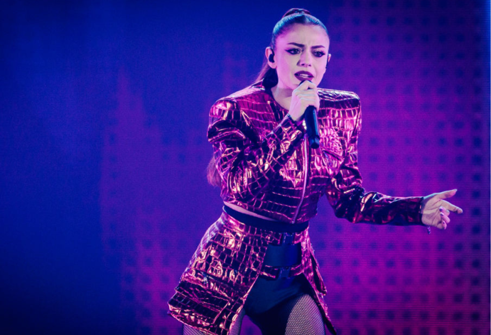 Emma ospite di Annalisa: “Bellissimo finire nel vortice con te”