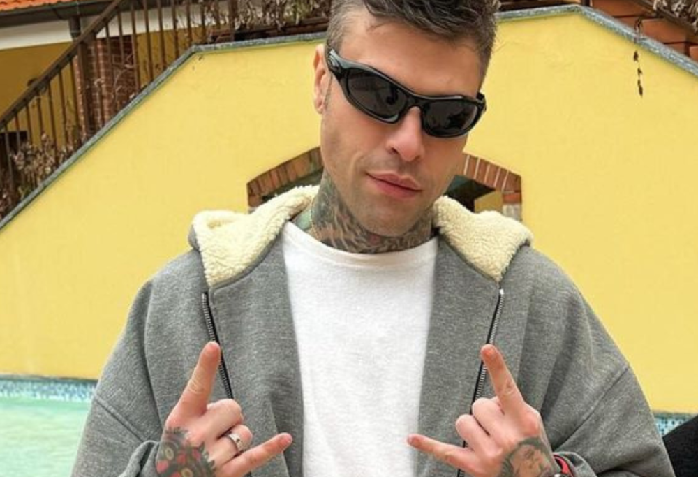 Fedez tranquillizza i fan: “Sto bene, non sono in fin di vita”