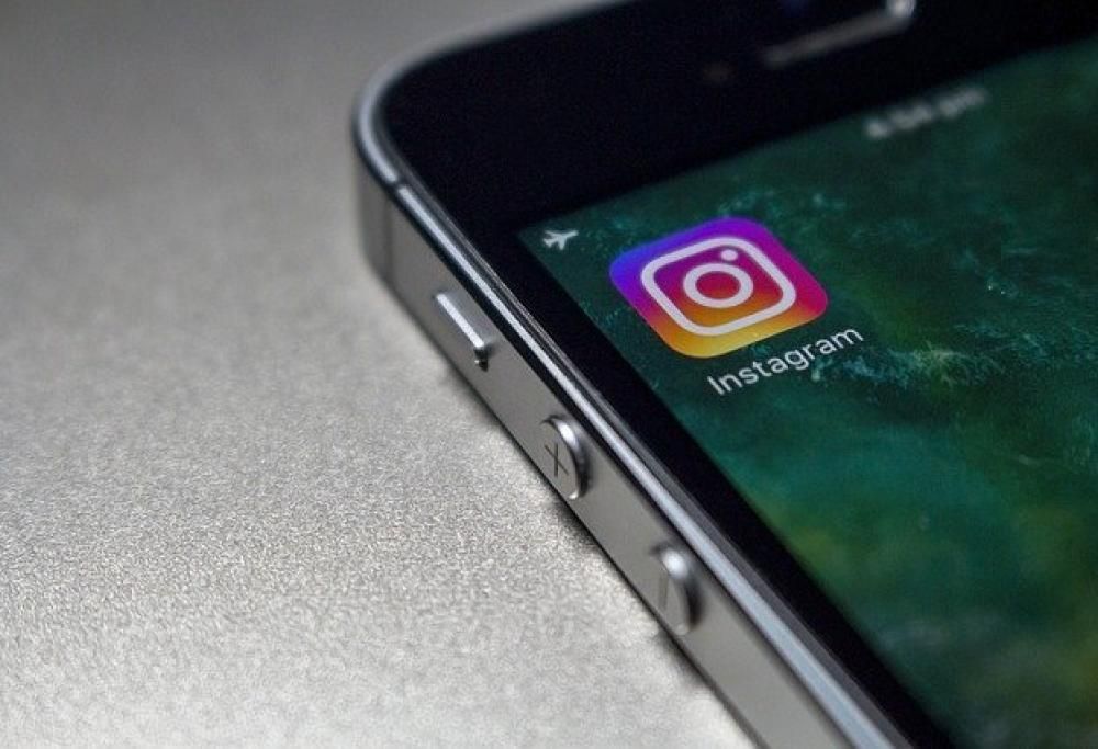 Instagram, ok per le foto di nudo, ma solo in alcuni casi