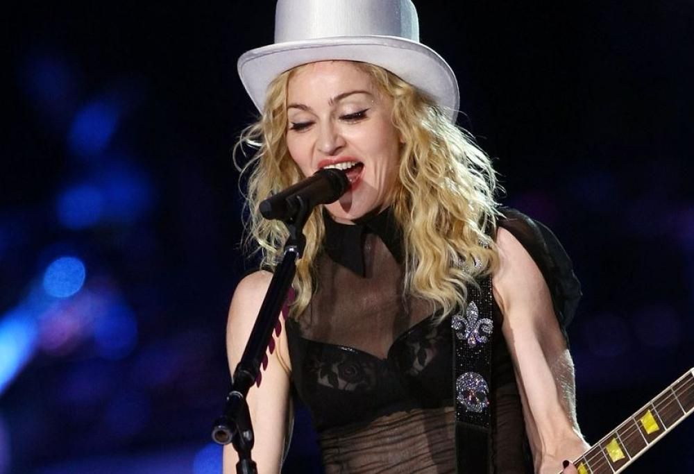 La canzone che Madonna non canterà in concerto a Milano