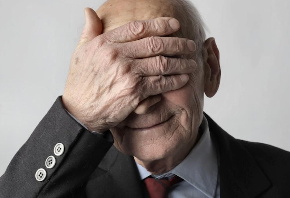 Dopo i 30 anni puzziamo di vecchio