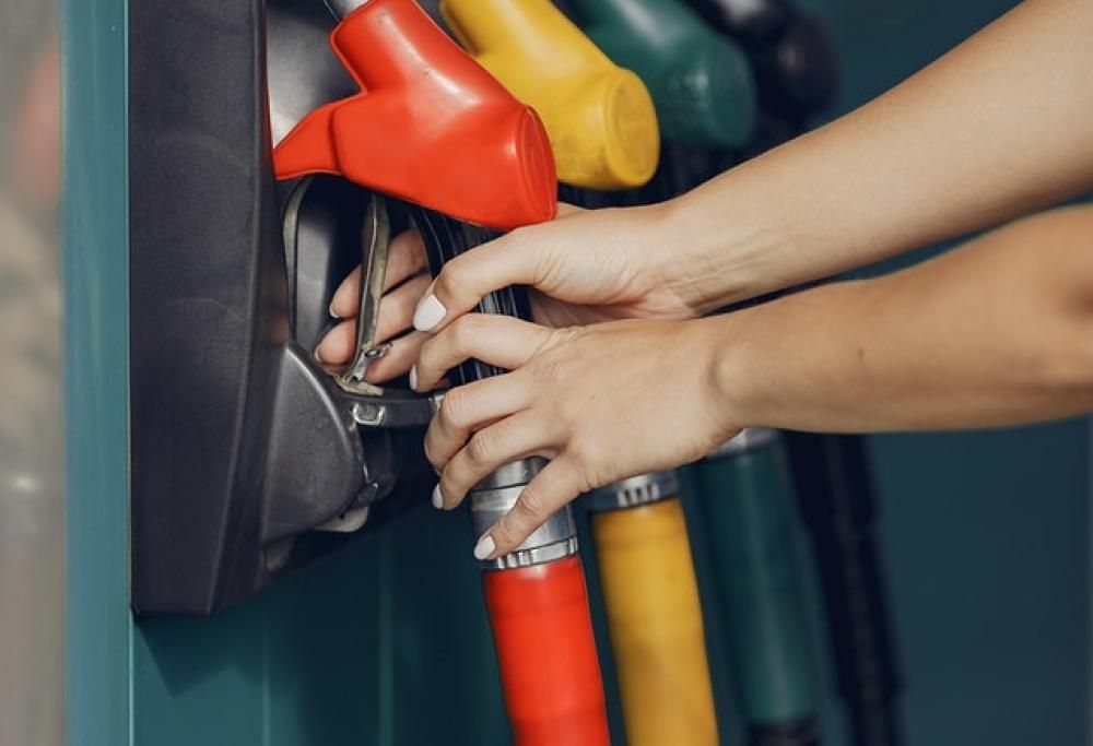 Vietata la vendita di auto a benzina o diesel dal 2035