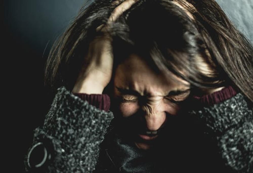 Mal di testa? Provate il trucco dei 2 asciugamani