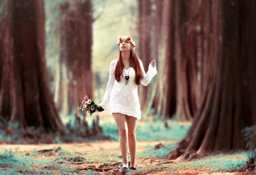 Si fidanza con un albero e ci fa sesso