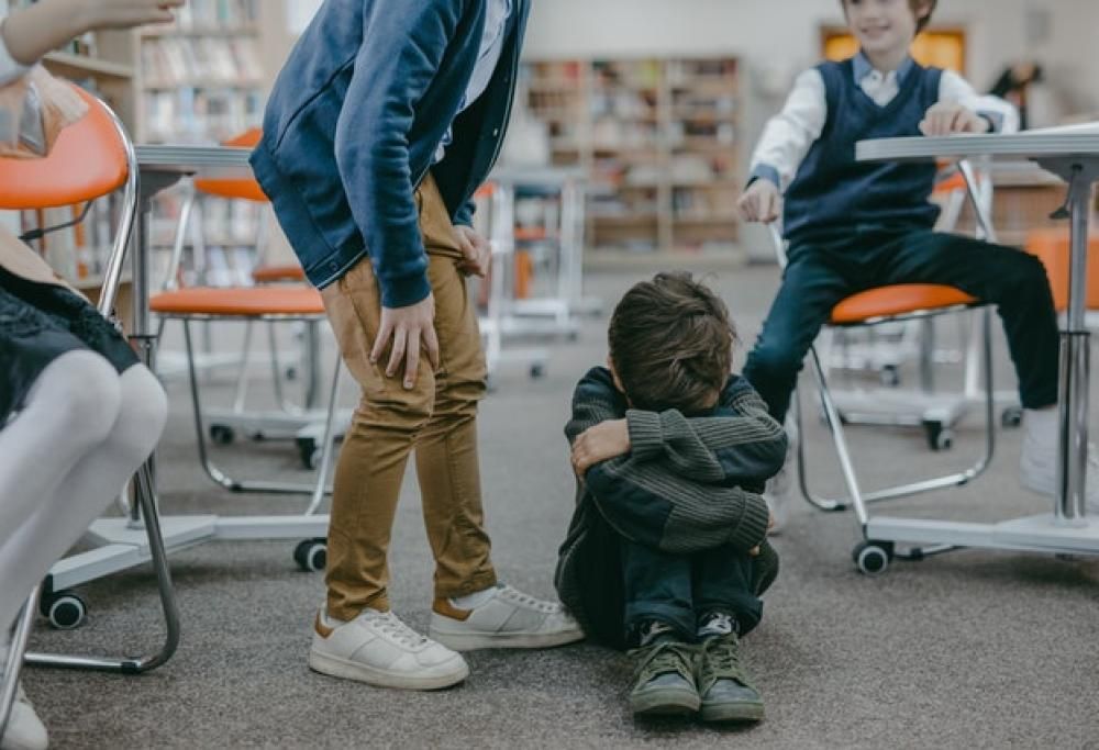 Paga il pizzo per la protezione dai bulli
