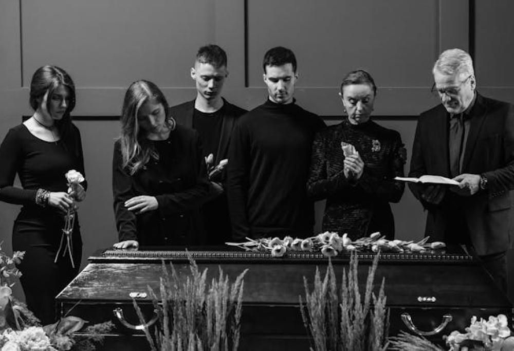 Dichiarato morto, arriva in chiesa al suo funerale