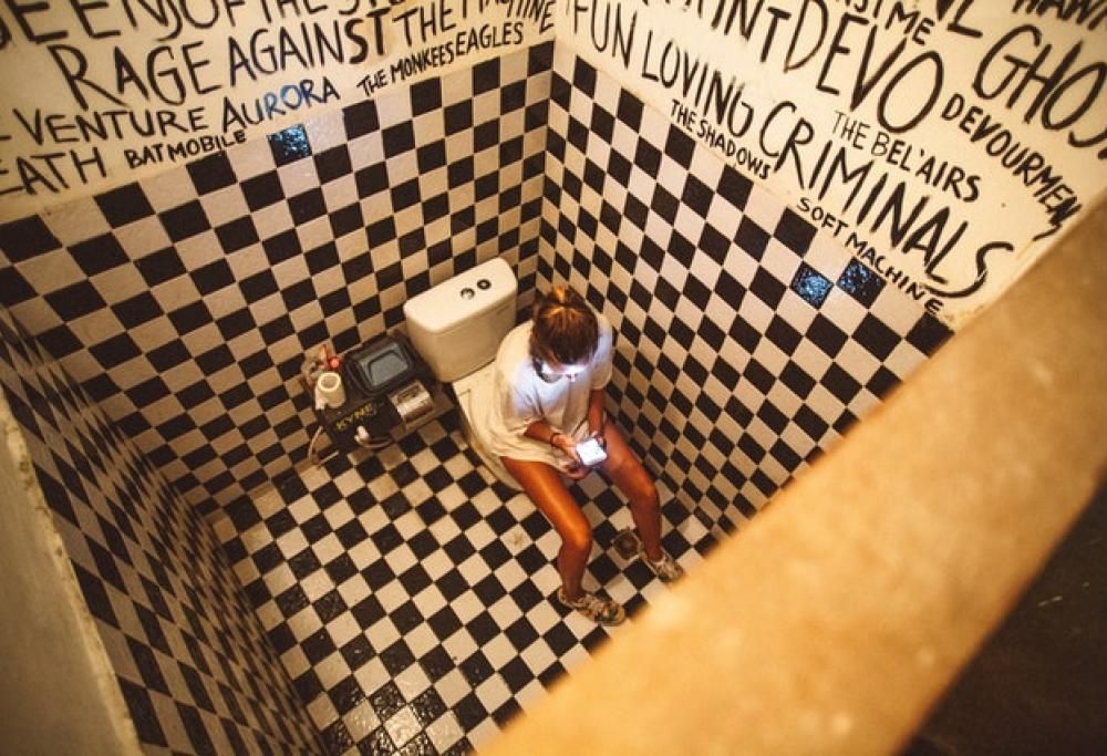 Non più di 10 minuti sul water!