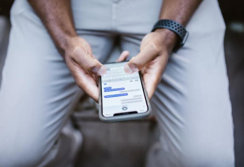 Chat GPT apre ai contenuti erotici