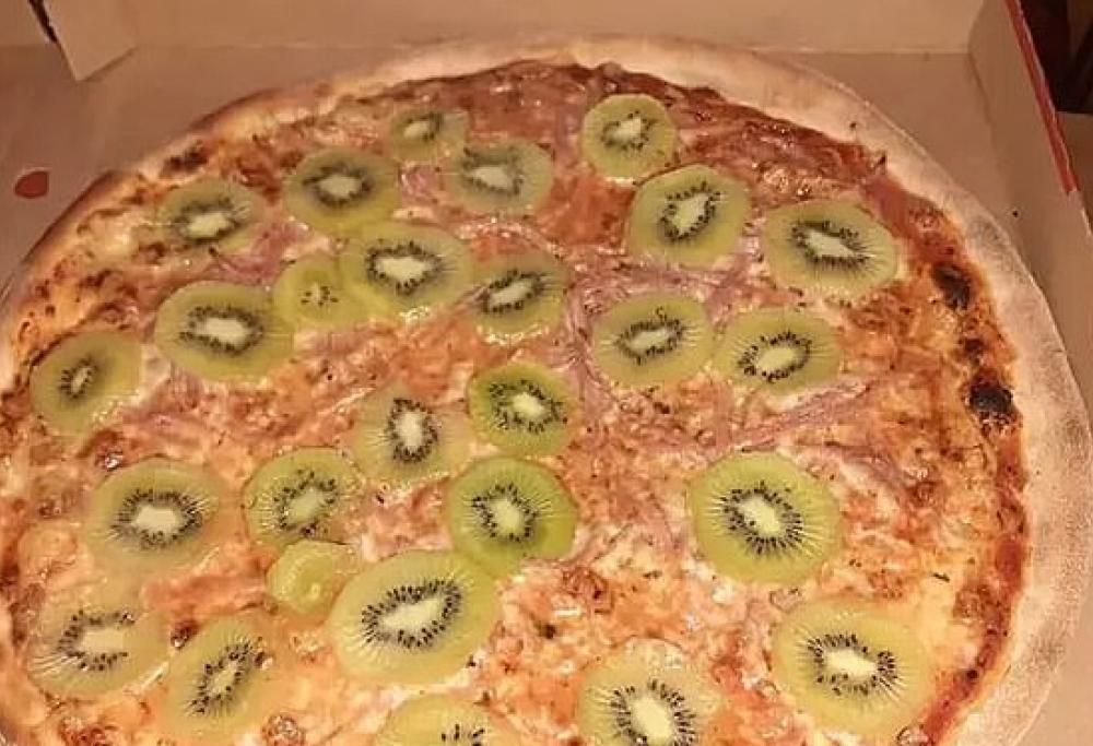 L’inventore della pizza al kiwi ha ricevuto minacce di morte dall’Italia