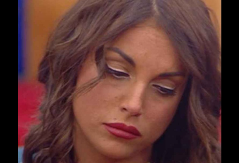 Francesca De André racconta la violenza subita: “Sono stata picchiata a sangue dal mio ex fidanzato”