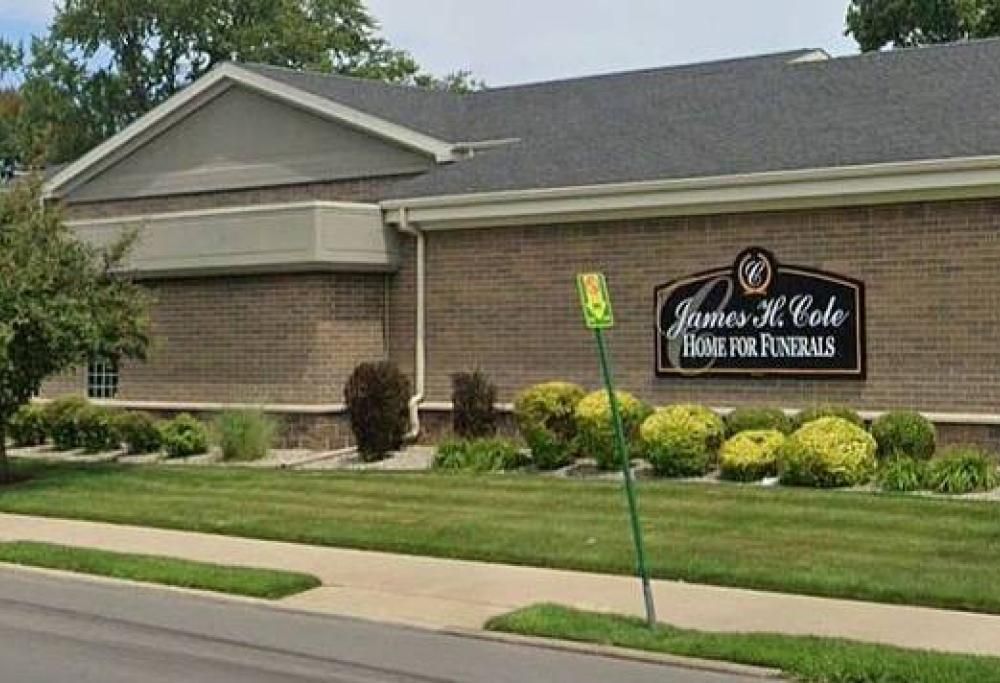 Donna trovata viva all’impresa delle pompe funebri dopo essere stata dichiarata morta