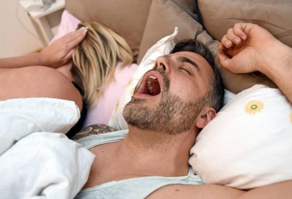 Una nuova pillola sviluppata in USA potrebbe aiutare a smettere di russare