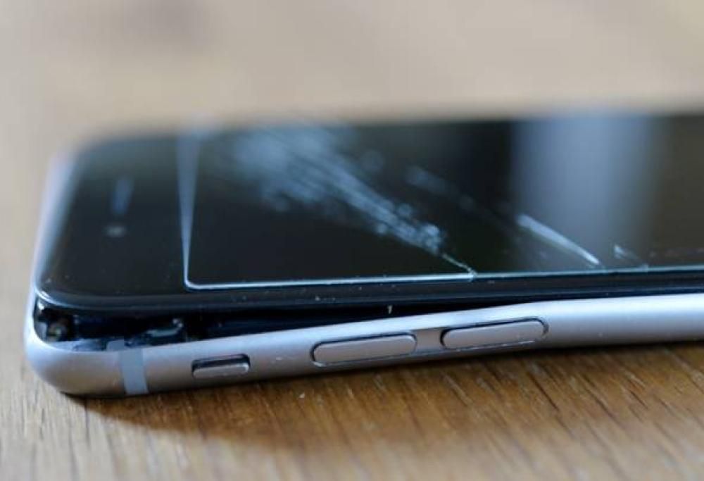 Apple sta lavorando a uno schermo che si auto ripara i graffi