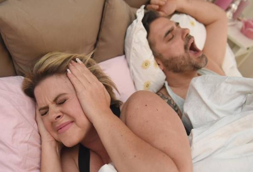 Il cuscino che fa smettere di russare in qualsiasi posizione