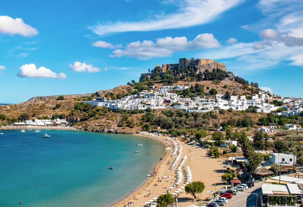 Tuffati nel blu del Mediterraneo con Eden e scegli la tua prossima vacanza!