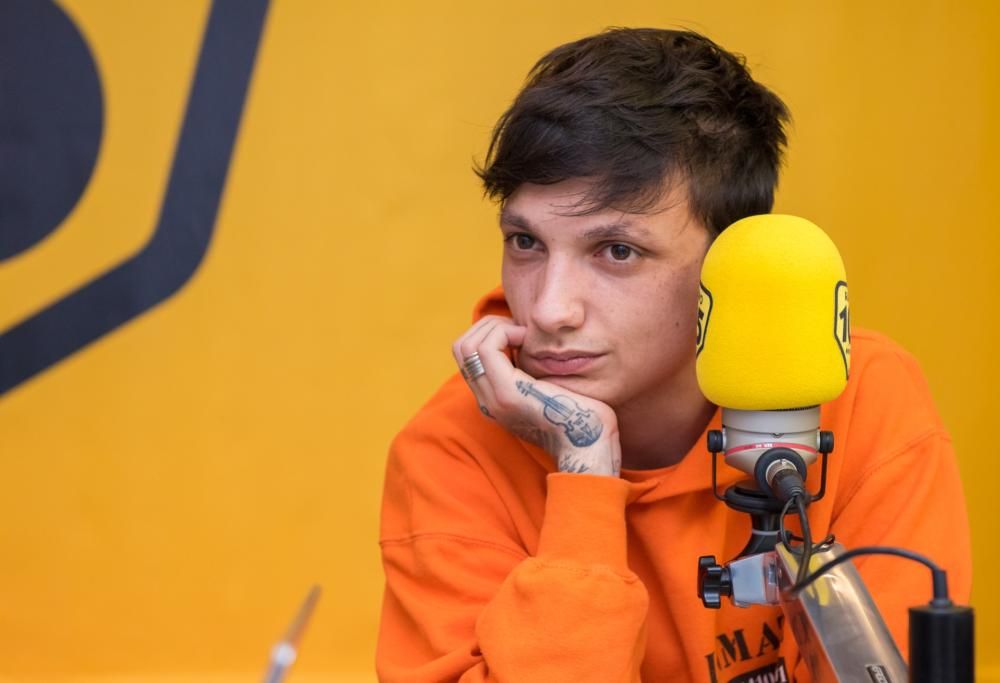 Ultimo prova ad arrivare primo nel gioco di Mi Casa: il Casaoke