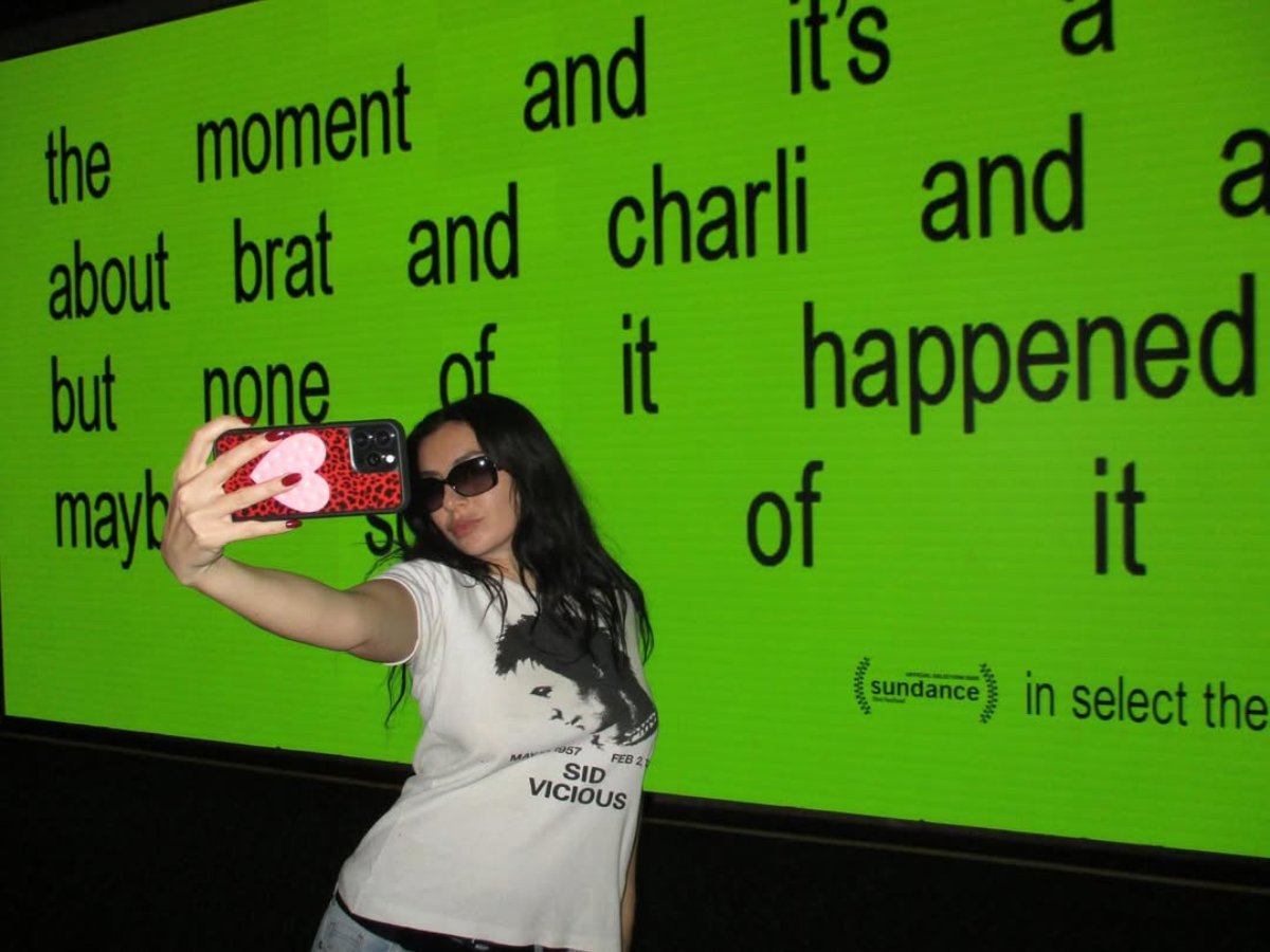 “A Wall of Sound” di Charli XCX: testo, traduzione e significato