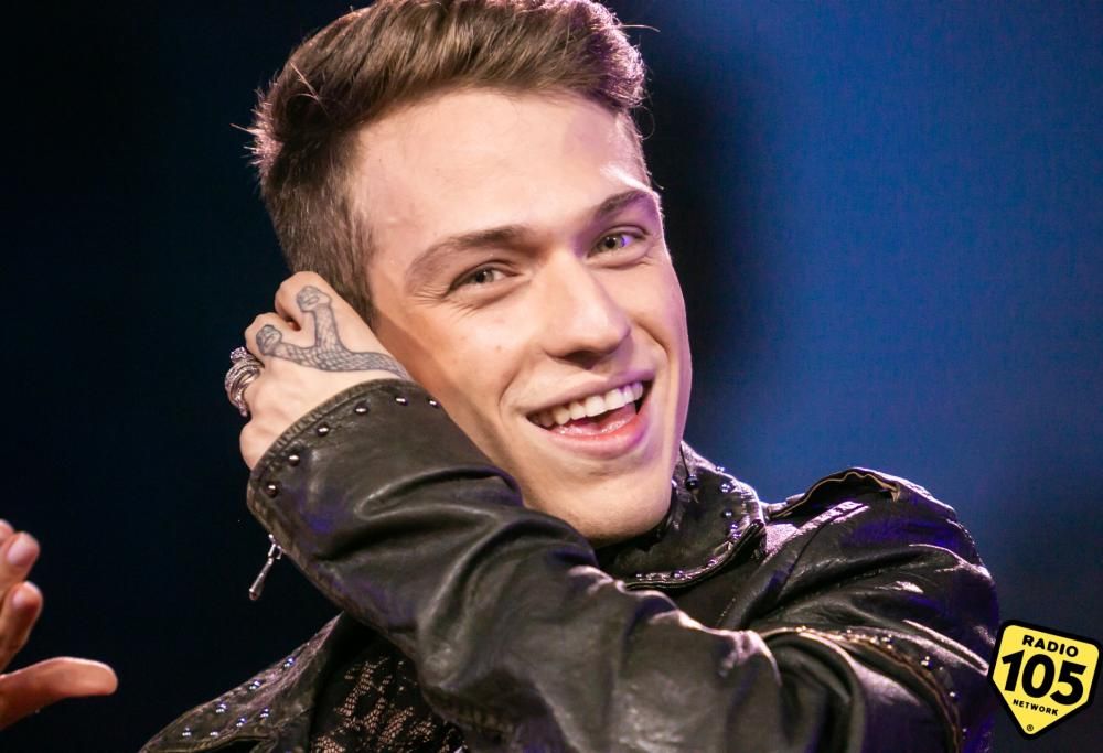 Irama a 105 Night Express: “Nelle canzoni devi dire la verità senza filtri e censure”