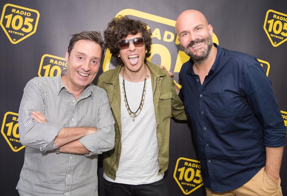 Ermal Meta, ospite a 105 Friends, si è raccontato a Tony & Ross: “Ho una band dentro di me!”