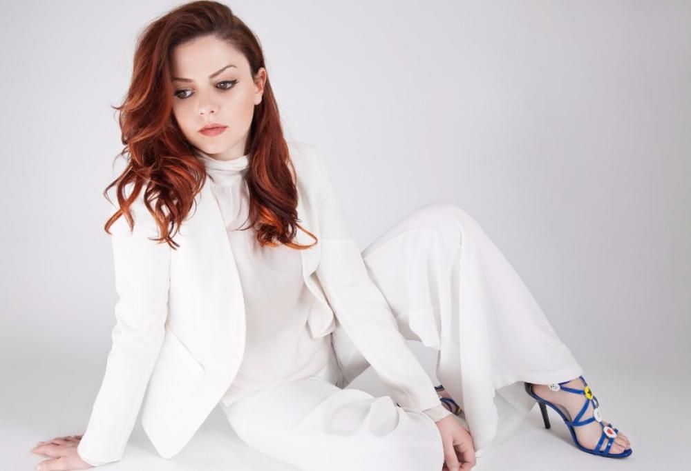 Derby ligure a 105 Mi Casa: Simo J contro Annalisa