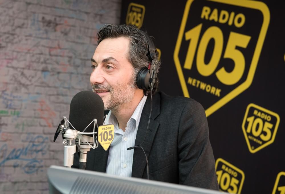 Filippo Timi con “Favola” a 105 Friends: “Essere donna è doloroso, ma mi ha fatto nascere un grande orgoglio femminile”