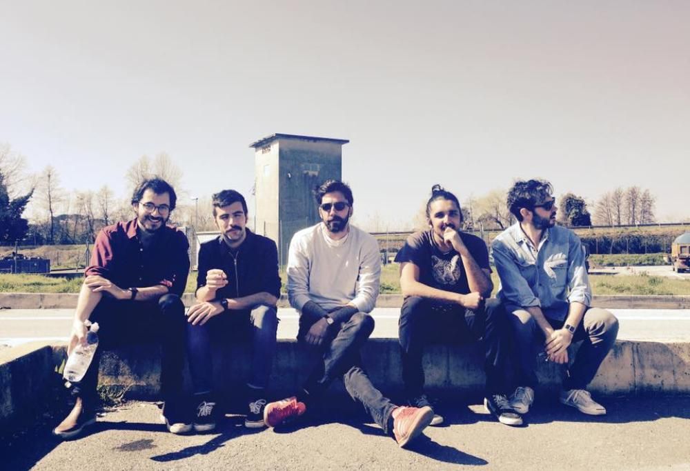 Gli Ex-Otago entrano nella casa di Max Brigante