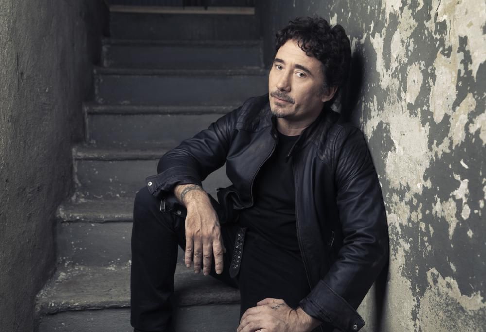 Federico ZampagIione, Tiromancino, ospite di 105 Friends per presentare “Nel respiro del mondo” il nuovo album PT2