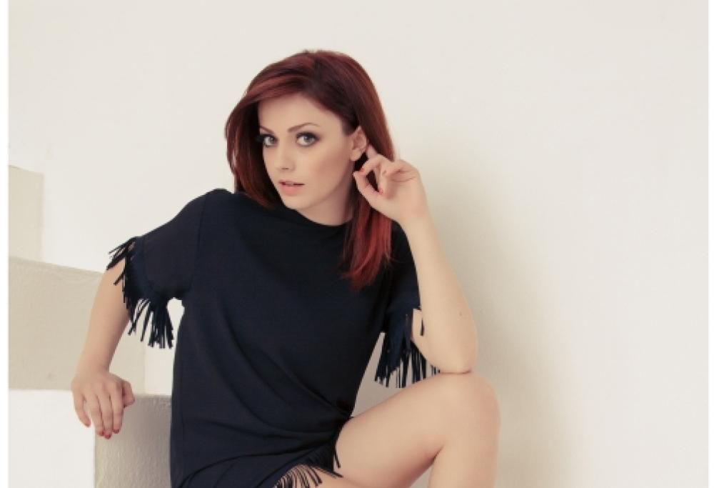 Una bellissima canzone interpretata da una bellissima canzone: Annalisa canta All of me