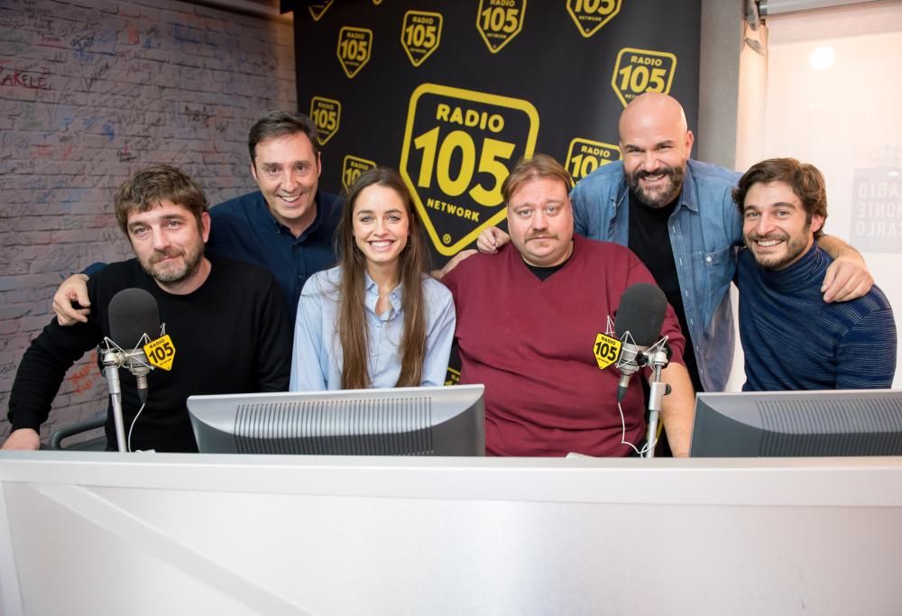 Il cast de La Casa di Famiglia a 105 Friends