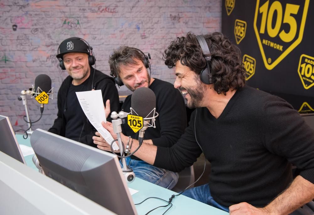 Un Casaoke da urlo: ai microfoni Nek, Max Pezzali e Francesco Renga