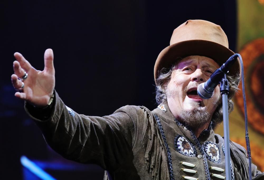 La Take Away Band festeggia il compleanno di Zucchero con Diamante