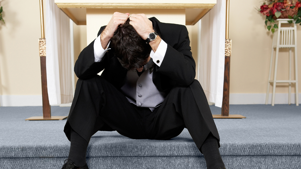 L'uomo che rovina i matrimoni per lavoro: si fa pagare 500 euro