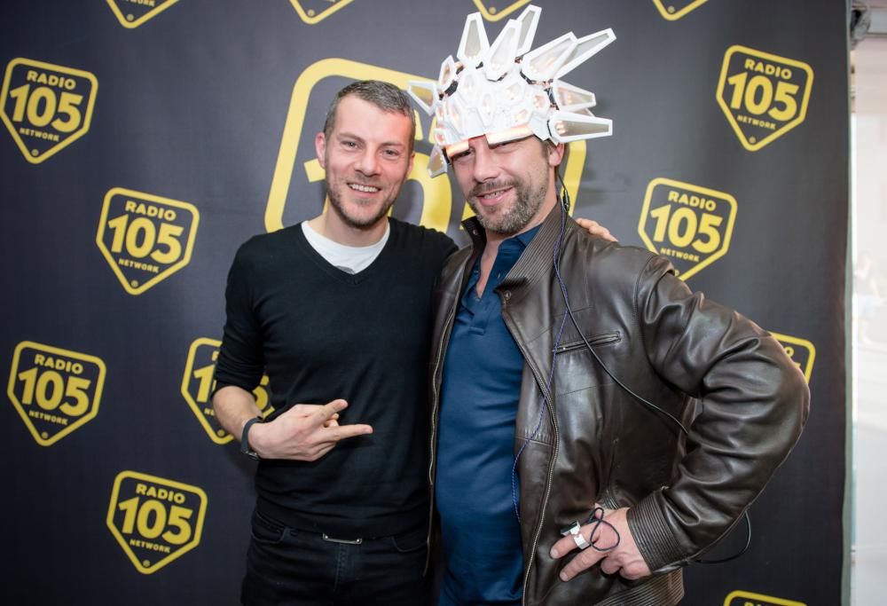 Oggi con Max Brigante ci sono Jay Kay dei Jamiroquai e il suo supertecnologico cappello!
