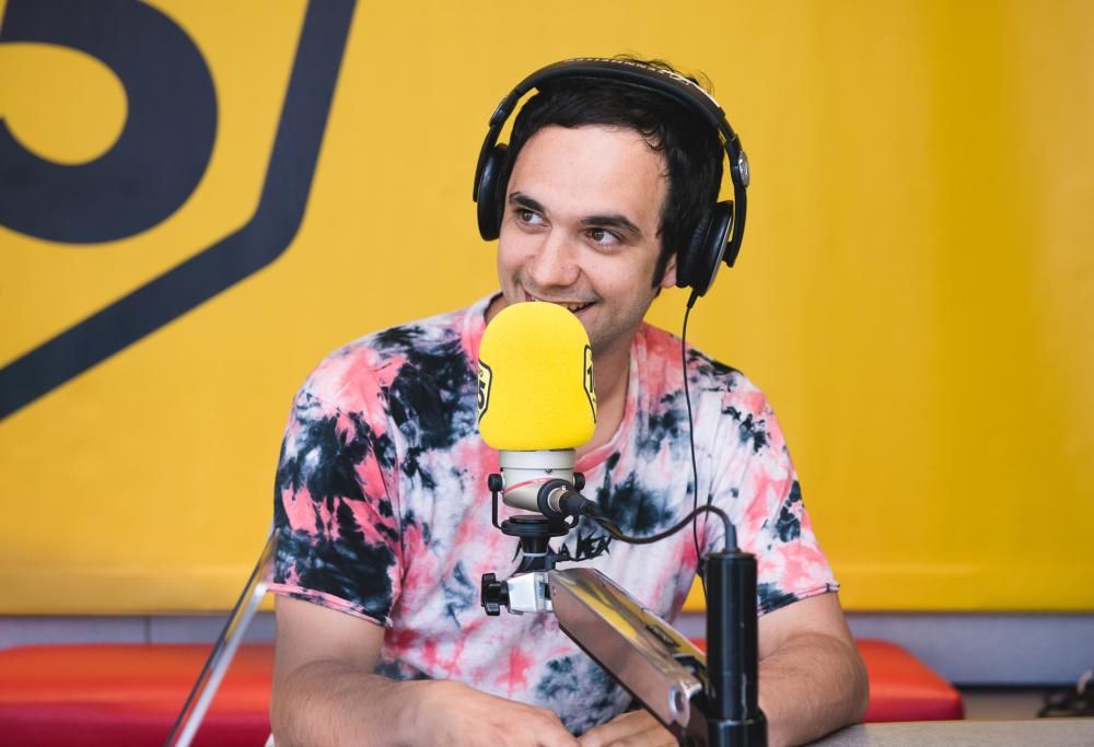 Cosmo a 105 Night Express: “Adesso pesto di più dal vivo con la mia musica”