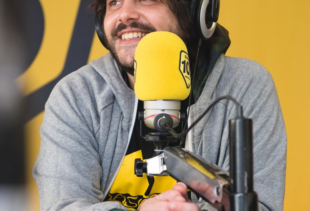 Calcutta presenta il nuovo album a 105 Mi Casa: “In “Evergreen” ci sono canzoni riflessive e un sound rétro”