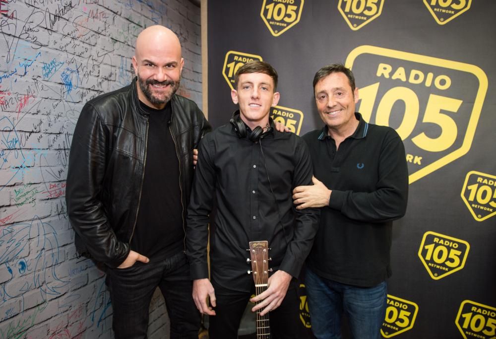 Uno strepitoso live di Louis Berry a 105 Friends