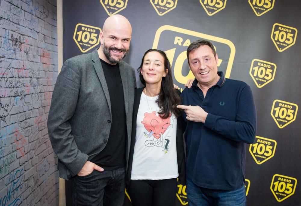 Chiara Gamberale ospite di Tony e Ross per parlare del suo nuovo libro “Qualcosa”