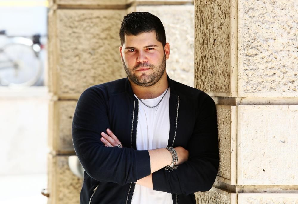 Genny Savastano  alias Salvatore Esposito ospite di Max Brigante, si parla del successo di Gomorra La Serie PT2