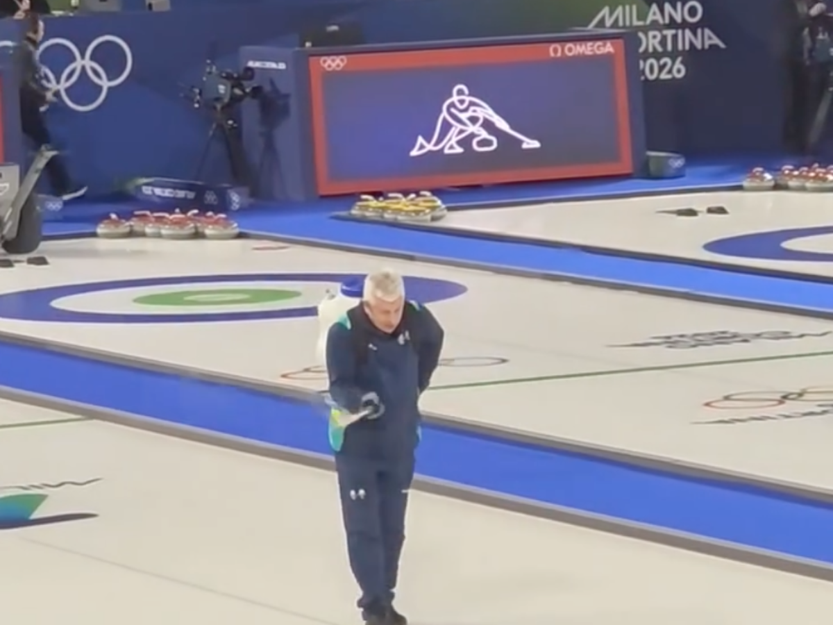 Il water man del curling a Cortina: “Adoro l’Italia, ma tifo tutti”