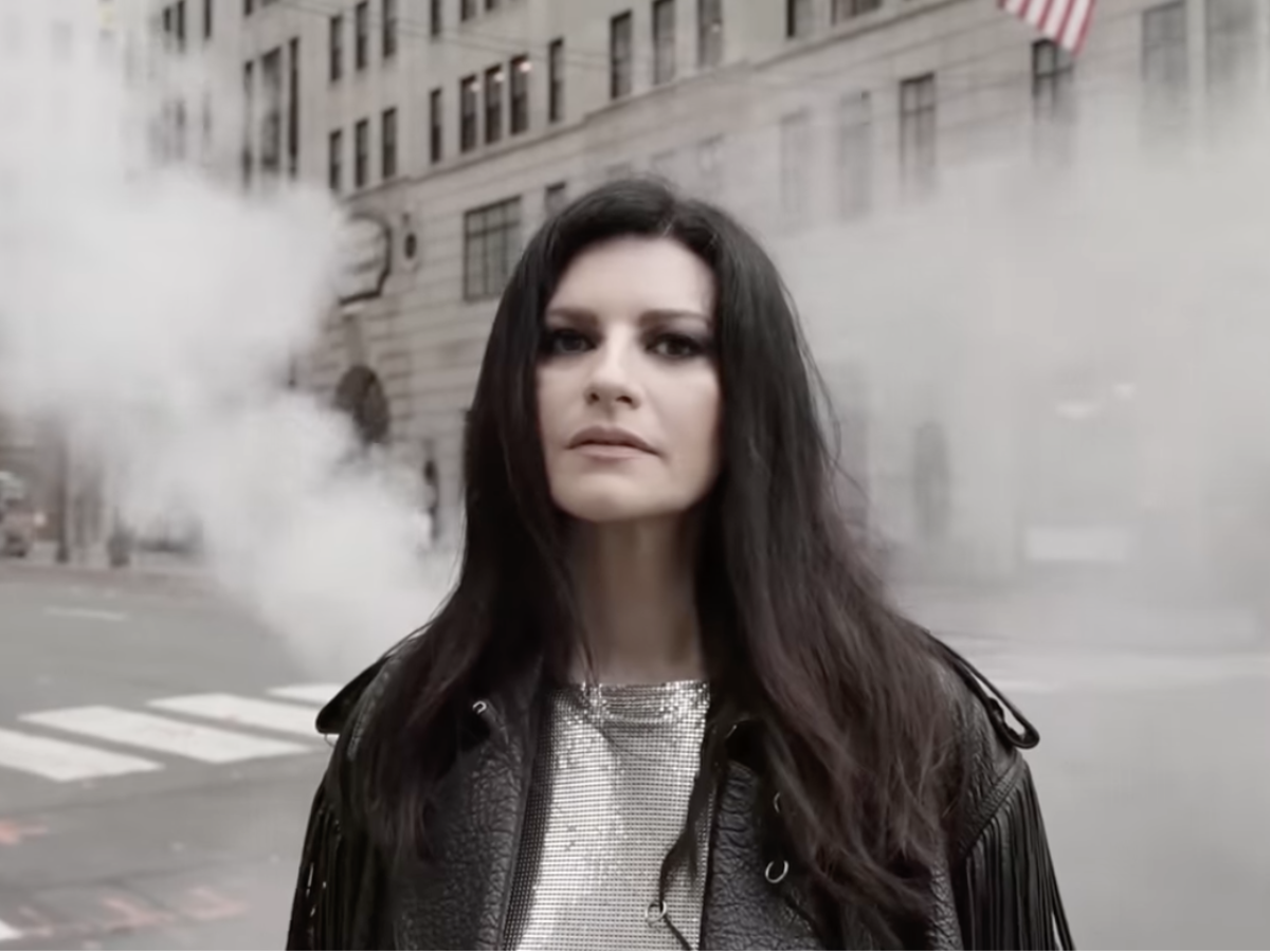 Laura Pausini con "Non sono una signora": testo e significato