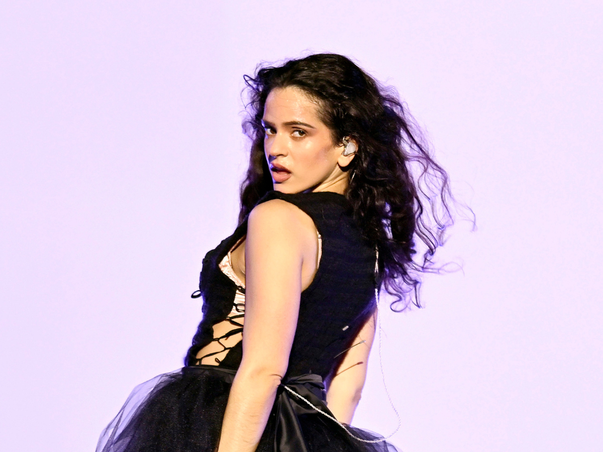 Rosalía in Italia: la scaletta ufficiale del “Lux Tour” ad Assago