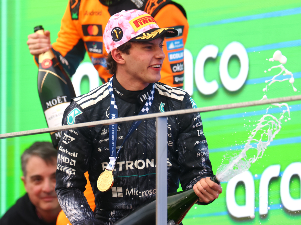 Antonelli vince in Giappone, ma per lui sul podio niente champagne