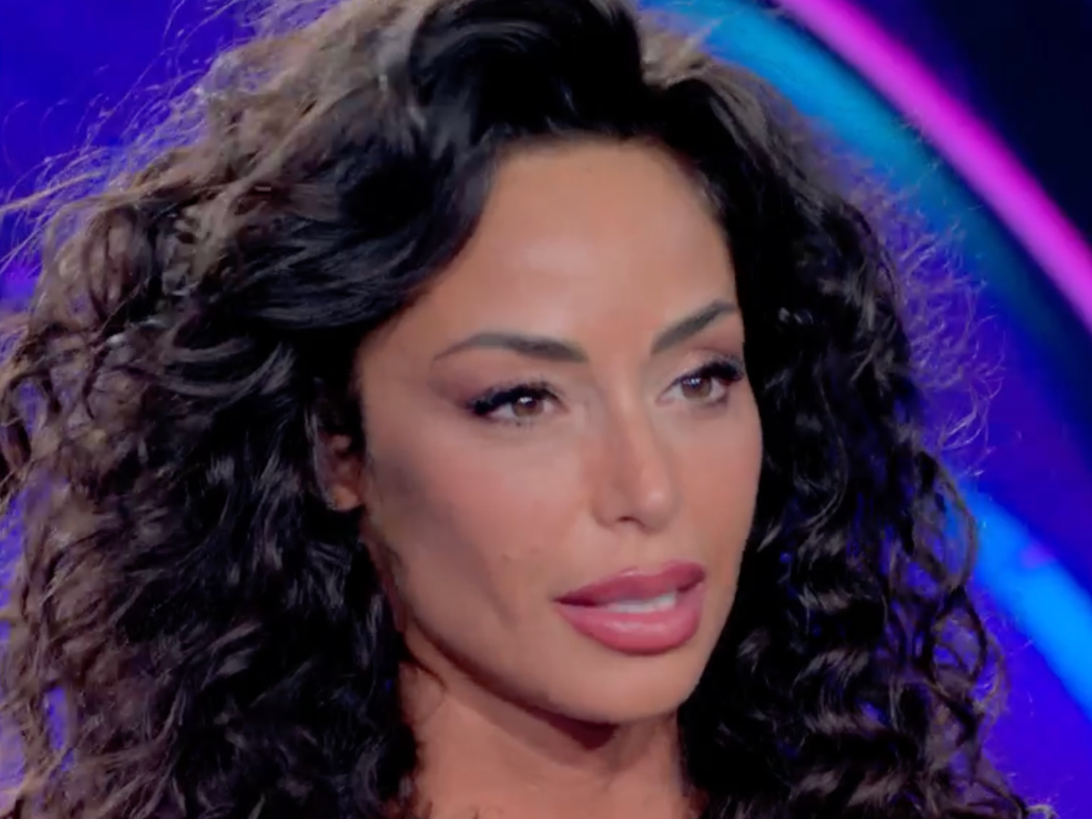 Raffaella Fico a “Verissimo” parla della fine della storia con Izzo