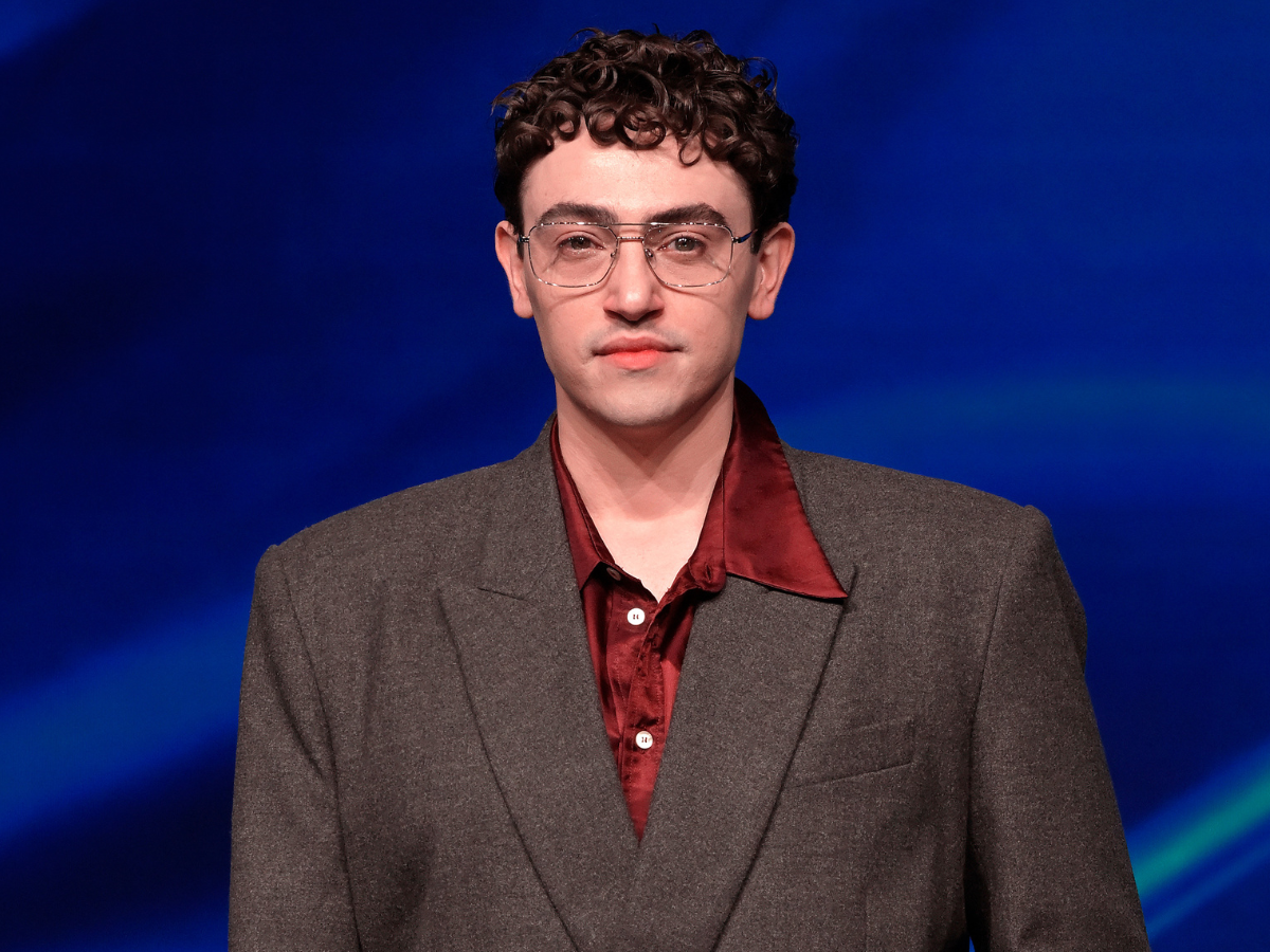 Michele Bravi: “Commedia Musicale è un dialogo, ci sono brani felici”