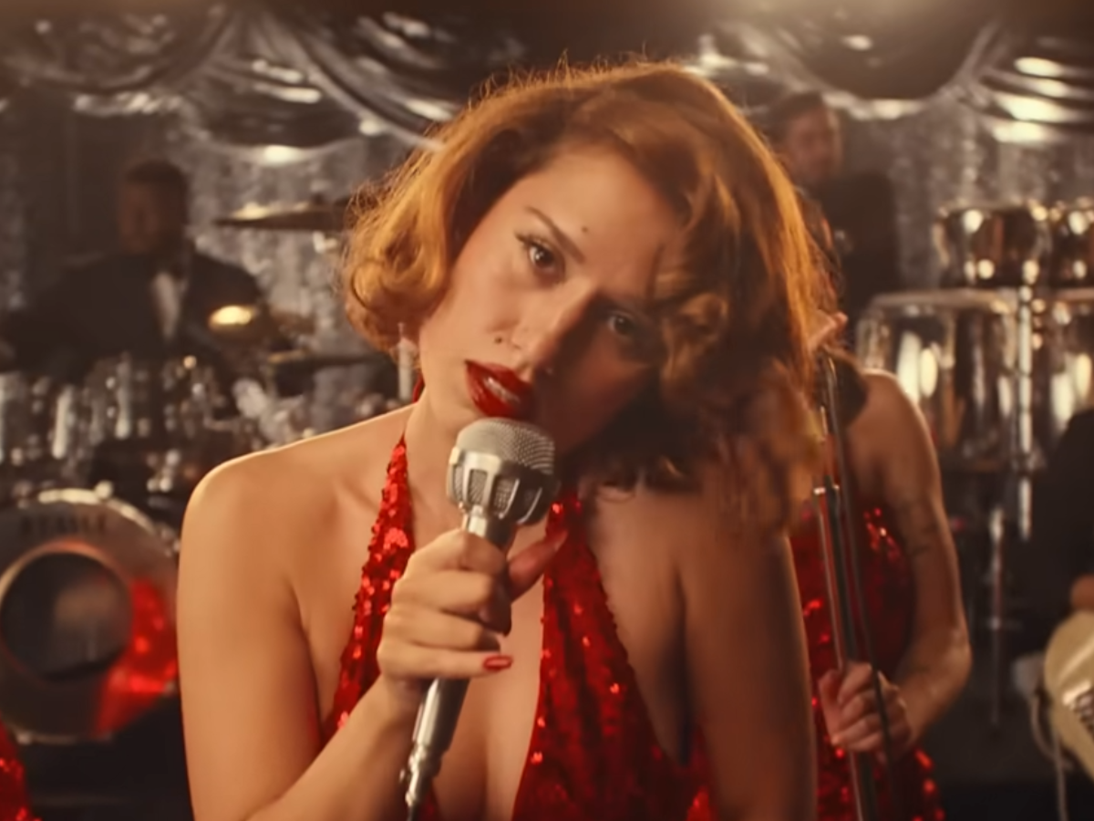 “WHERE IS MY HUSBAND!” di RAYE: testo, traduzione e significato