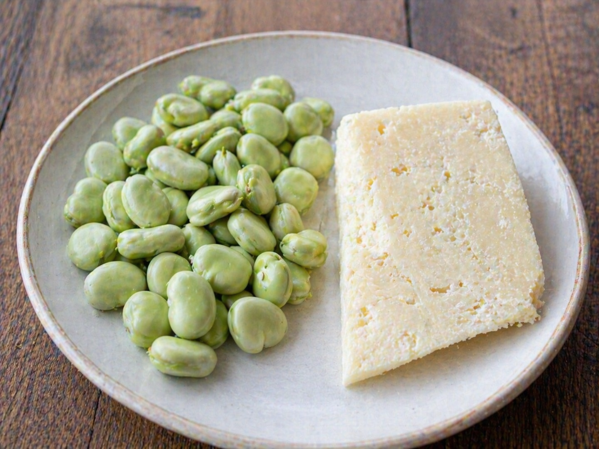 Fave e pecorino il 1° Maggio: l’origine della tradizione italiana